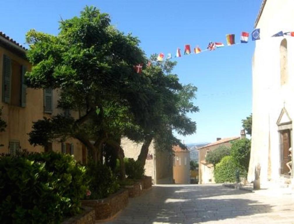 Maison Au Coeur Du Village Gassin Exteriör bild